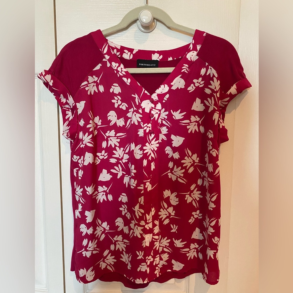 Stitch Fix Fortune and Ivy Helina a mixed media blouse.